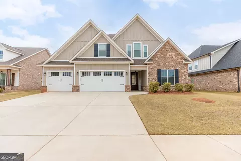 Exterior - 222 Perth Ct, Warner Robins, GA 31088 photo 1 of 8