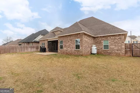 Exterior - 222 Perth Ct, Warner Robins, GA 31088 photo 7 of 8