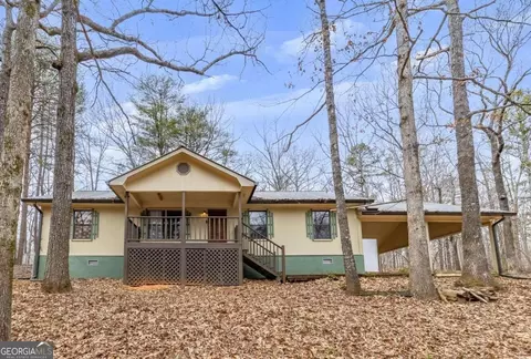 33 Castleberry Ln, Dawsonville, GA 30534