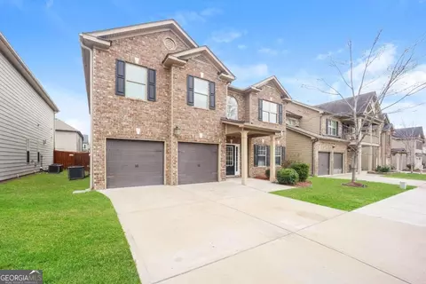 7770 Flyaway Rd, Fairburn, GA 30213