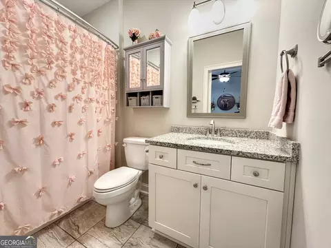 Bath - 240 Thrash Rd, Lagrange, GA 30241 photo 6 of 6