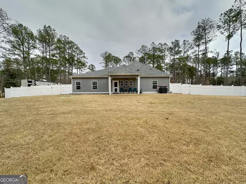 Exterior - 240 Thrash Rd, Lagrange, GA 30241 photo 9 of 17