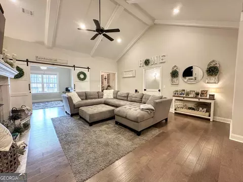 Living - 240 Thrash Rd, Lagrange, GA 30241 photo 2 of 6