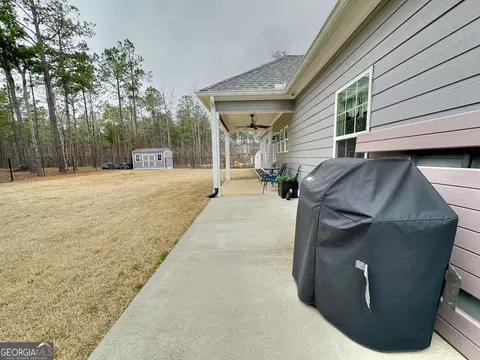 Exterior - 240 Thrash Rd, Lagrange, GA 30241 photo 8 of 17