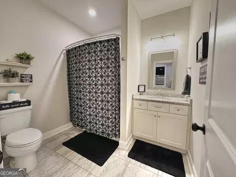 Bath - 240 Thrash Rd, Lagrange, GA 30241 photo 5 of 6