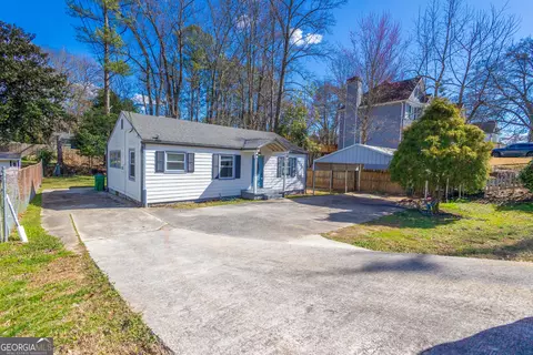 2077 Brockett Rd, Tucker, GA 30084