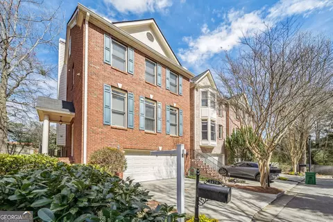 2470 Oak Grove Vis, Decatur, GA 30033