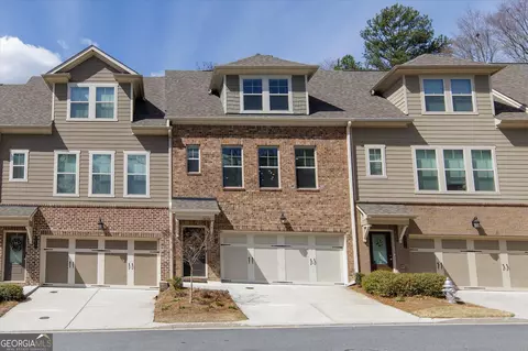 2461 Coosa Vly, Atlanta, GA 30339