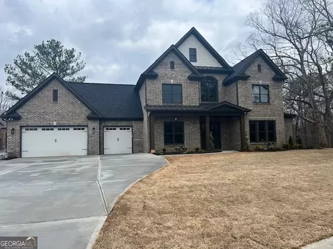 1812 Daffodill Ct, Hoschton, GA 30548
