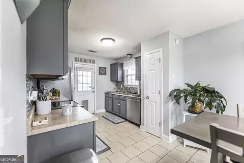 500 Covington Cv, Byron, GA 31008 photo 12