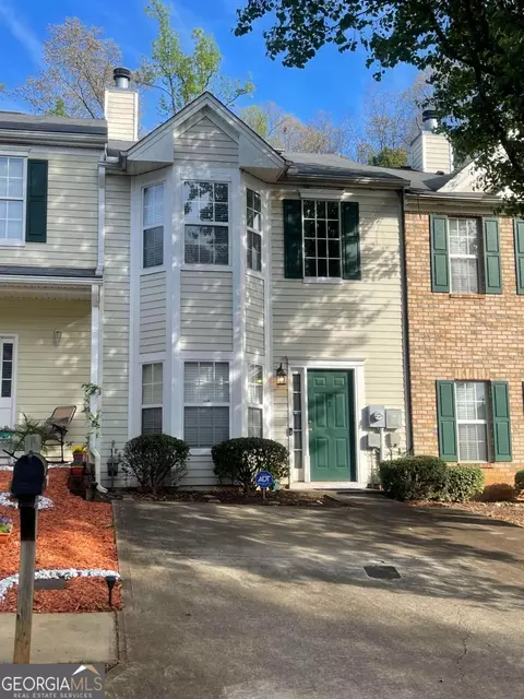 58 Timber Gate Dr, Lawrenceville, GA 30045