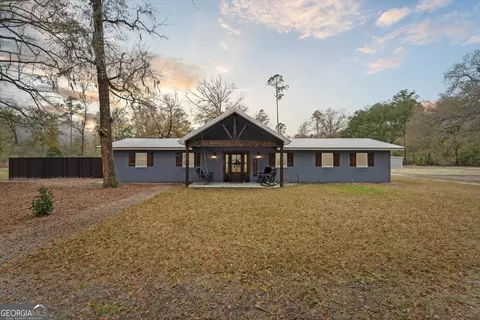 7245 Old River Rd S, Brooklet, GA 30415