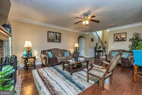 Living - 1145 Norsworthy Ml, Hampton, GA 30228 photo 2 of 6