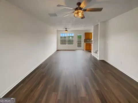 199 Roosevelt Blvd, Jackson, GA 30233 photo 5