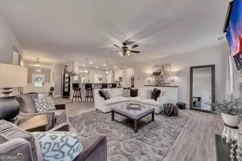 601 Edgemore Rd, Canton, GA 30114 photo 11