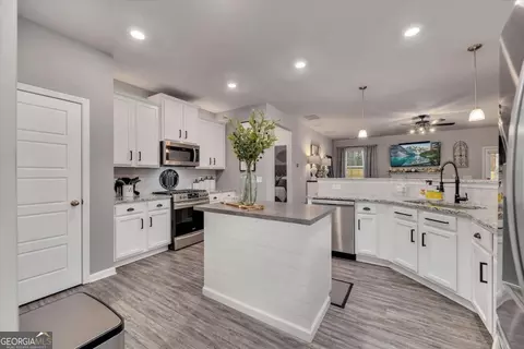 601 Edgemore Rd, Canton, GA 30114 photo 17