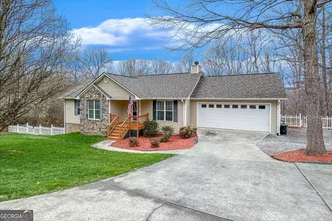 359 Rolling Meadows Dr, Cleveland, GA 30528
