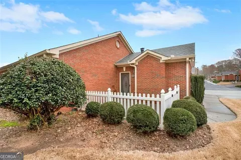 119 Holiday Rd #202, Buford, GA 30518