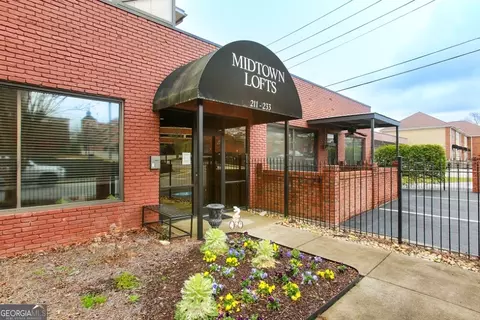 205 Johnson Ave #231, Carrollton, GA 30117