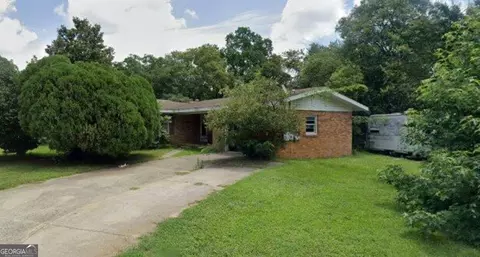 100 Henry St, Warner Robins, GA 31088