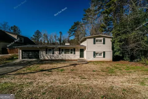 2834 Stonecreek Rd SE, Smyrna, GA 30080