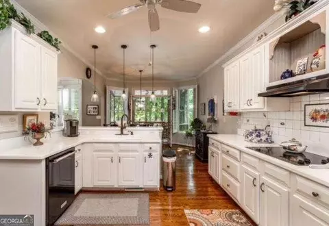 Kitchen - 111 Ardsley Run, Canton, GA 30115 photo 3 of 6