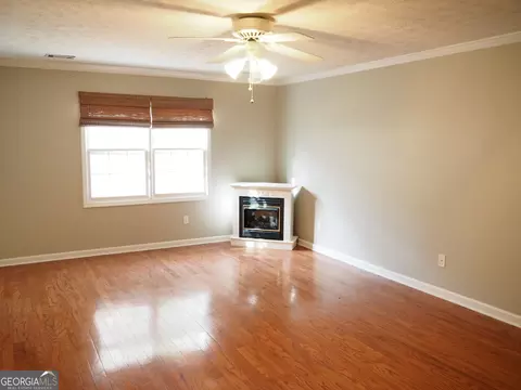 111 Highland Pointe Dr, Lagrange, GA 30240 photo 8