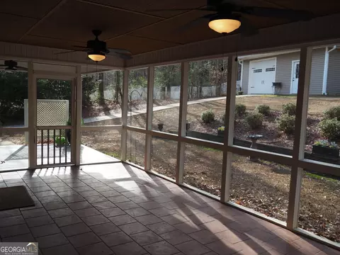 111 Highland Pointe Dr, Lagrange, GA 30240 photo 18