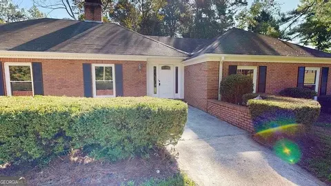 Exterior - 546 Sivell Rd, Lagrange, GA 30241 photo 3 of 9