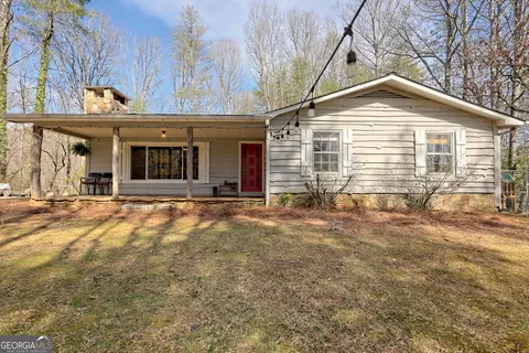 943 Mccrackin Rd, Lakemont, GA 30552