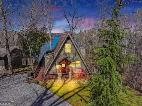 305 Shadow Ln, Dawsonville, GA 30534