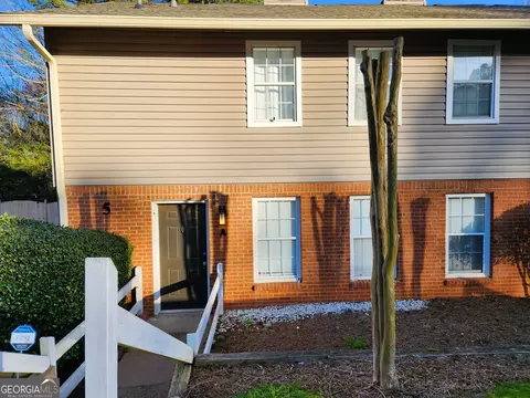 7750 Roswell Rd #5A, Sandy Springs, GA 30350