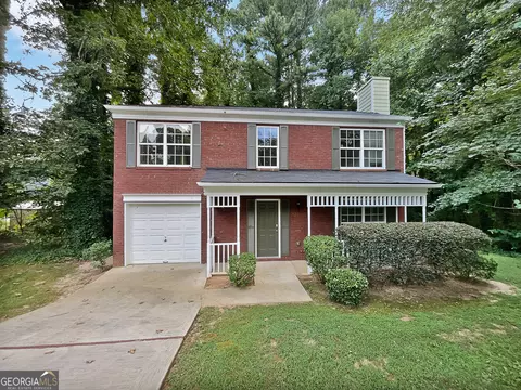 6674 Eastbriar Dr, Lithonia, GA 30058