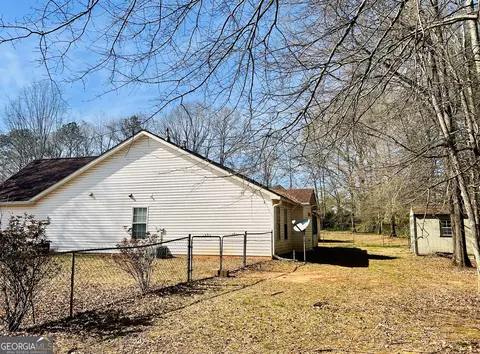 Exterior - 2042 Elm Grove Ln, Hampton, GA 30228 photo 8 of 10