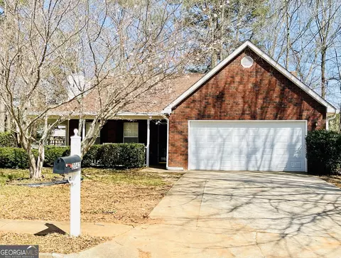 Exterior - 2042 Elm Grove Ln, Hampton, GA 30228 photo 1 of 10