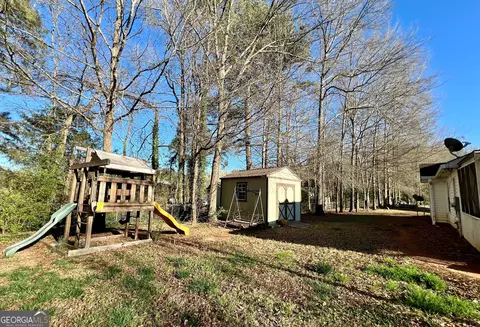 Exterior - 2042 Elm Grove Ln, Hampton, GA 30228 photo 7 of 10