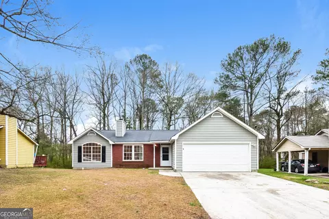 6485 Emerald Pointe Cir, College Park, GA 30349