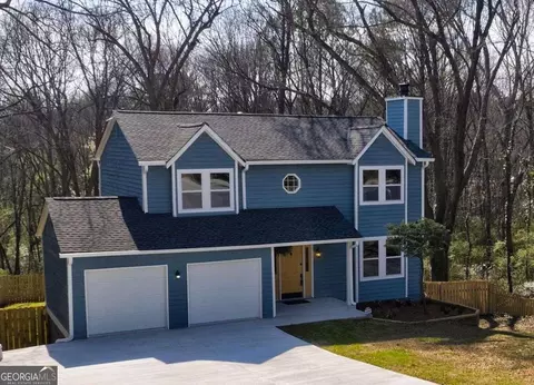 4827 Martins Crossing Rd, Stone Mountain, GA 30088