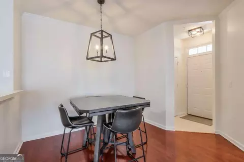 402 Vinings Forest Cir SE, Smyrna, GA 30080
