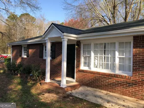 1020 Dale Dr SW, Mableton, GA 30126