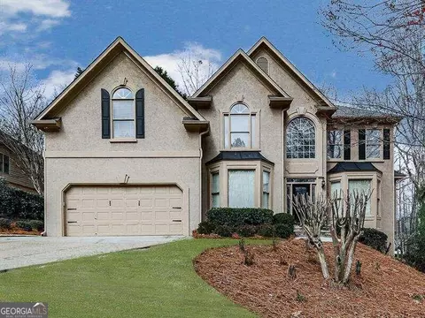 571 Fairway Dr, Woodstock, GA 30189