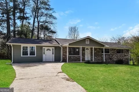 300 Foxboro Dr, Powder Springs, GA 30127
