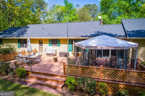 7032 N Pinewood Ct, Villa Rica, GA 30180