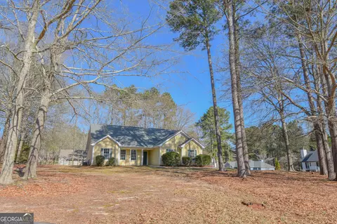 101 Chariot Dr, Griffin, GA 30224