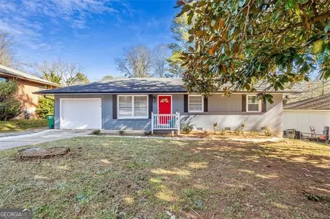 4770 Ridgewood Dr, Forest Park, GA 30297