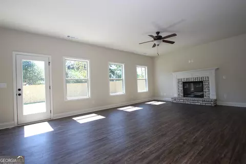 5704 Laney Dr, Rex, GA 30273 photo 6