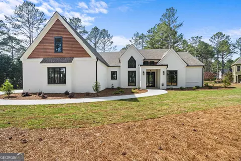 102 Black Hawk Dr, Eatonton, GA 31024