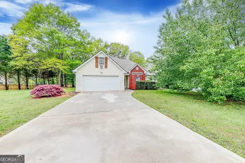 619 Rosebud Ln, Winder, GA 30680