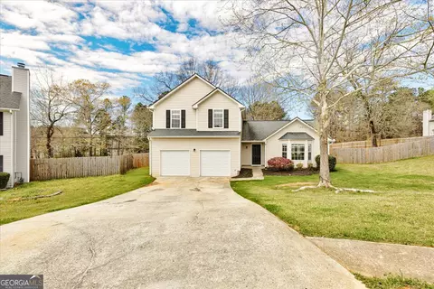 10707 Misty Meadows Ct, Hampton, GA 30228