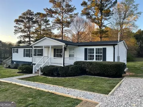61 Walt Carmichael Rd, Newnan, GA 30263